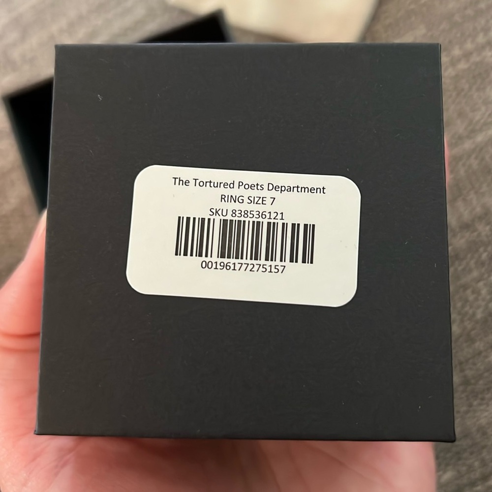 Brand new size 7 Taylor Swift TTPD gold ring